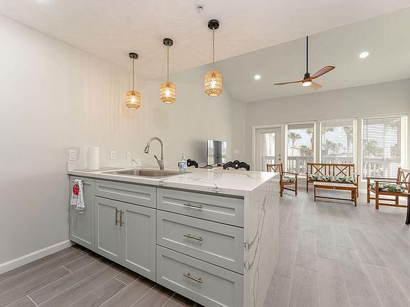 4th image of 200 Padre Blvd #2308