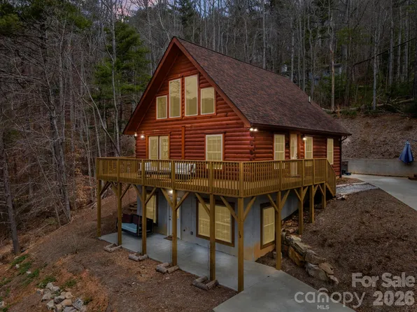 19 Frontier Ct, Asheville, NC 28805
