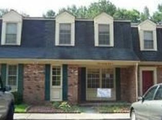 373 Circuit Ln UNIT D, Newport News, VA 23608