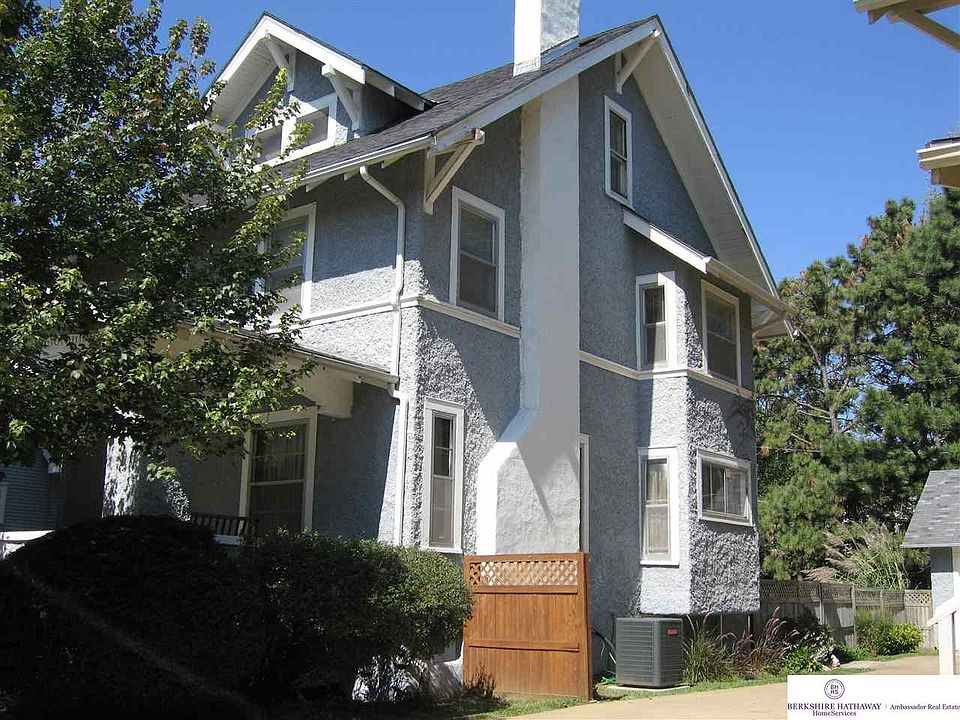 1st image of 3812 Davenport St