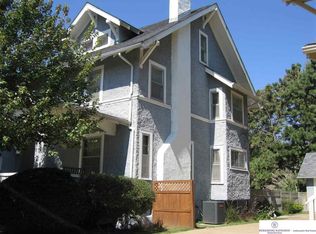 3812 Davenport St, Omaha, NE 68131