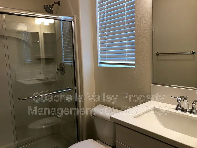 84401 Passagio Lago Way — Photo 23