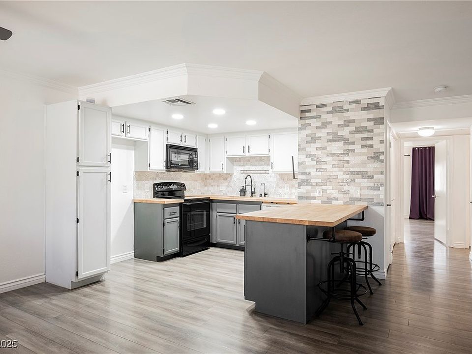 1st image of 1316 Driscoll Dr Unit 201