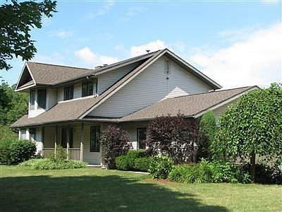 3rd image of 4029 Silver Oaks Dr