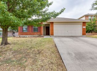 9817 Rimstone Dr, Fort Worth, TX 76108