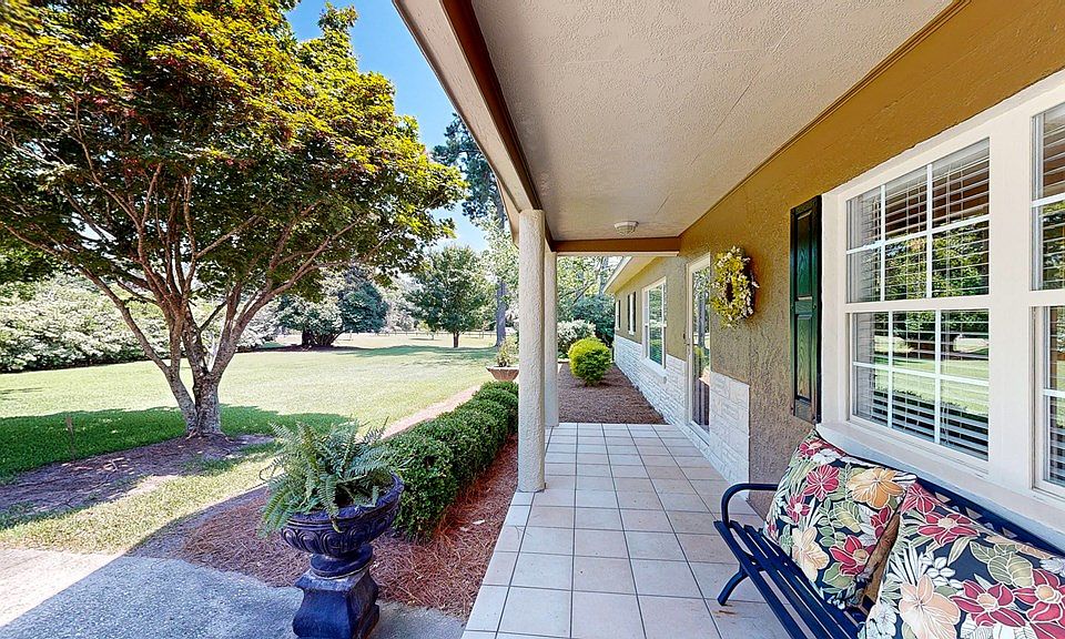 2100 E Cottonwood Rd, Dothan, AL 36301 Zillow