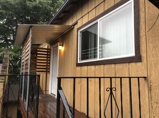 5504 SE Center St APT A, Portland, OR 97206