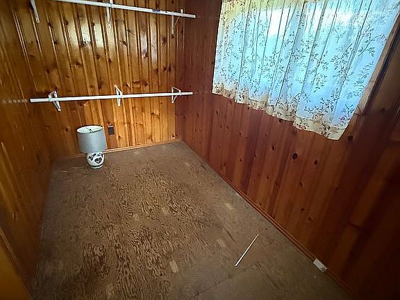 5th image of 3043 Fairview Rd