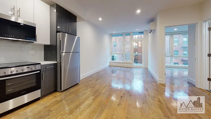 Rented by Metro Garden Realty NYC | media 6