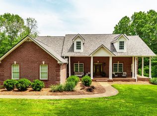 311 Pond Dr, Gallatin, TN 37066