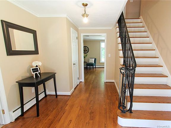 2nd image of 67 Ferncliff Dr