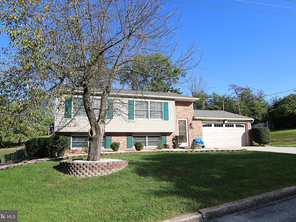 1st image of 1383 Ford Ave