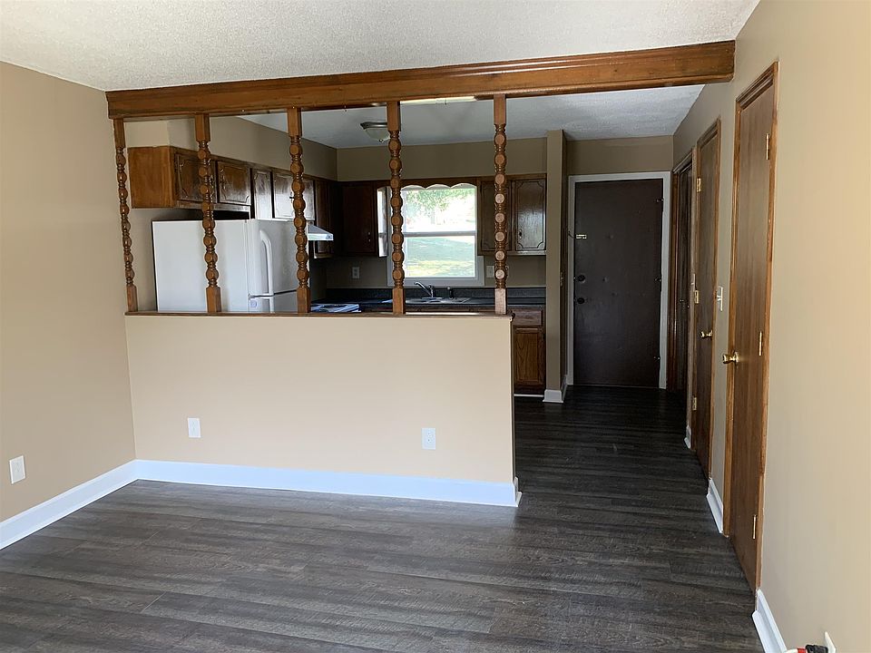 2nd image of 108 Wiggins Ave