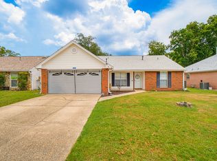 1565 Meadowbrook Ct, Niceville, FL 32578
