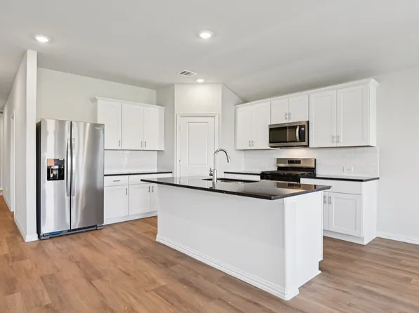 1804 Gardendale Hollow Ln, Anna, TX 75409