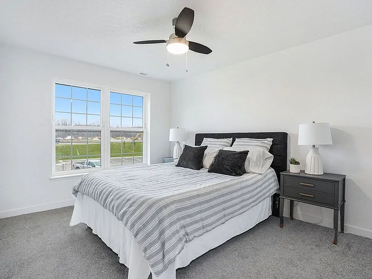 Meadowbrooke Apartment Homes — Photo 32