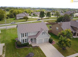 10125 N Highland Pl, Kansas City, MO 64155