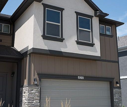 2nd image of 805 N Old Fort Dr