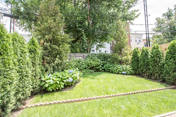 Rented by Brick&Mortar | media 10