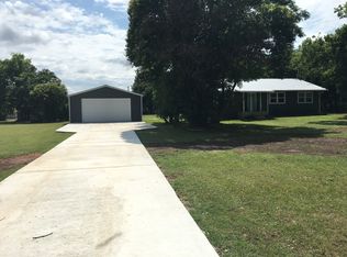 279 Houston St, Bandera, TX 78003