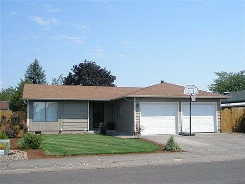 2nd image of 2671 S 11th St