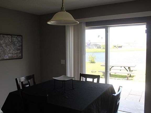 4th image of 519 Berry James Ct