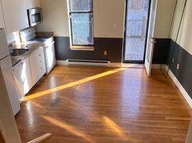 16 Wellington St, Boston, MA