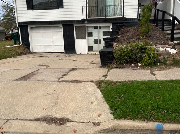 809 E Saint Joseph St #809