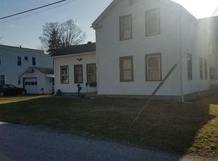 14 2nd St, Hoosick Falls, NY 12090