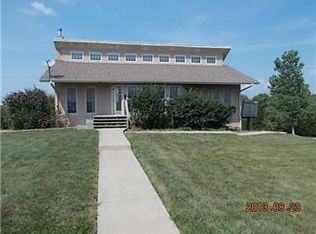 23916 Trail Ridge Pass, Cleveland, MO 64734
