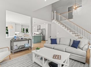 58 Cobblestone Cir, Mashpee, MA 02649