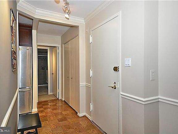2nd image of 4620 N Park Ave APT 1101W