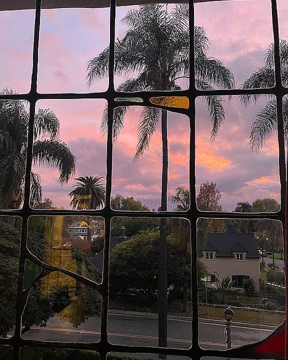 Dining Room-leaded window