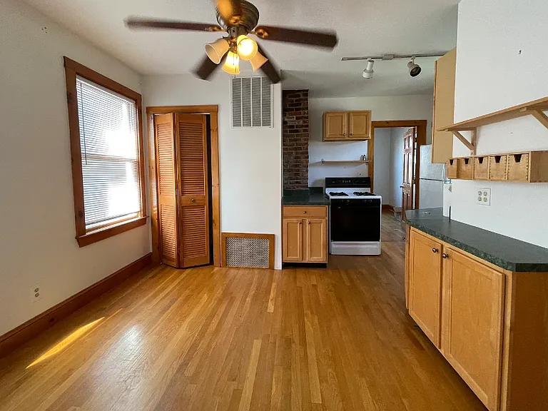 81-A Tremont St #3 — Photo 5