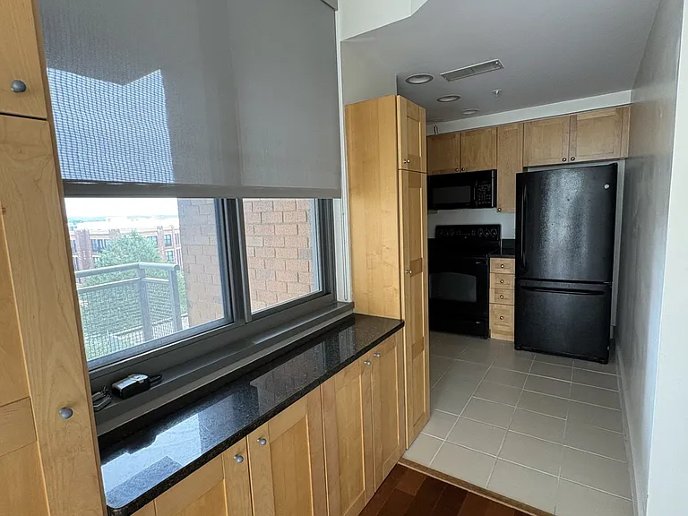 2001 15th St N #619 — Photo 18