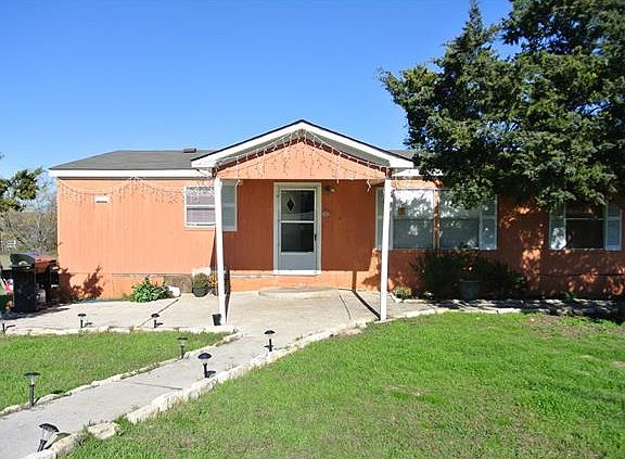 3rd image of 141 E. Valle Verde Dr