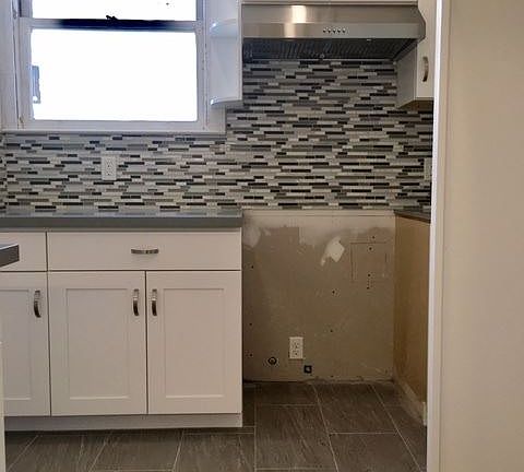 2nd image of 2095 Fulton St APT 4