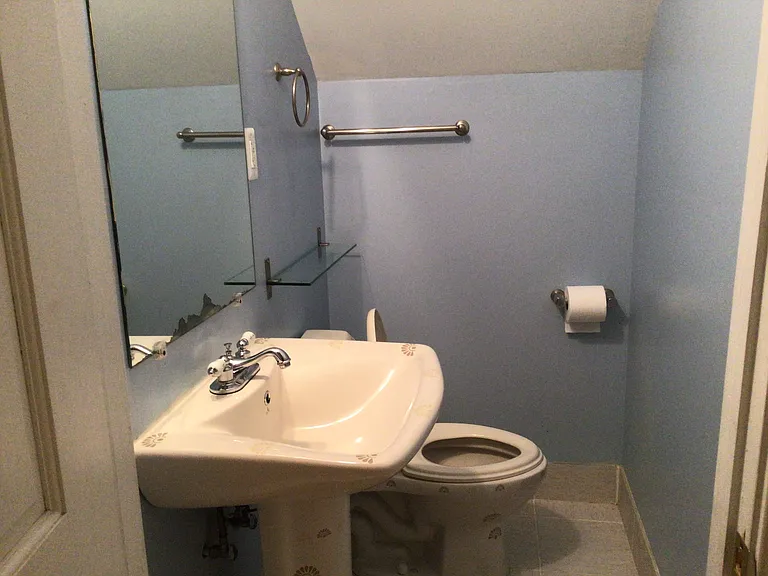 4802 Flower Ln #BASEMENT — Photo 9