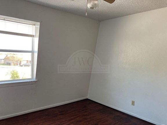 2nd image of 2300 Wales Cir Unit A