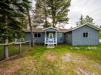 42 Fish Hatchery Rd, Banner, WY, 82832