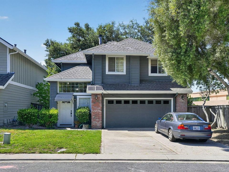 1st image of 37 Silver Birch Ln