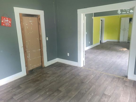4th image of 507 S Middle St