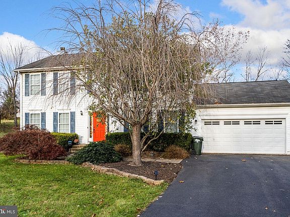 5th image of 7319 Mosby Dr