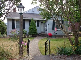 4826 Crest Pl S, Seattle, WA 98108