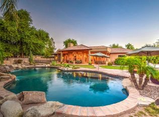 1004 E Caroline Ln, Tempe, AZ 85284