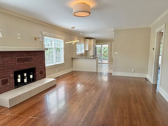 3rd image of 4903 1st Ave NW