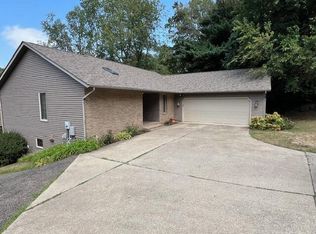 1526 Pleasantville Rd, Lancaster, OH 43130