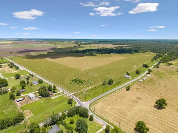 2427 County Road 126, Van Vleck, TX 77482