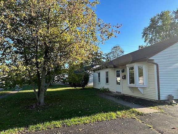3rd image of 7227 Saratoga Ave