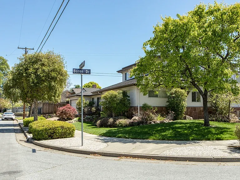 4953 Kenson Dr — Photo 37